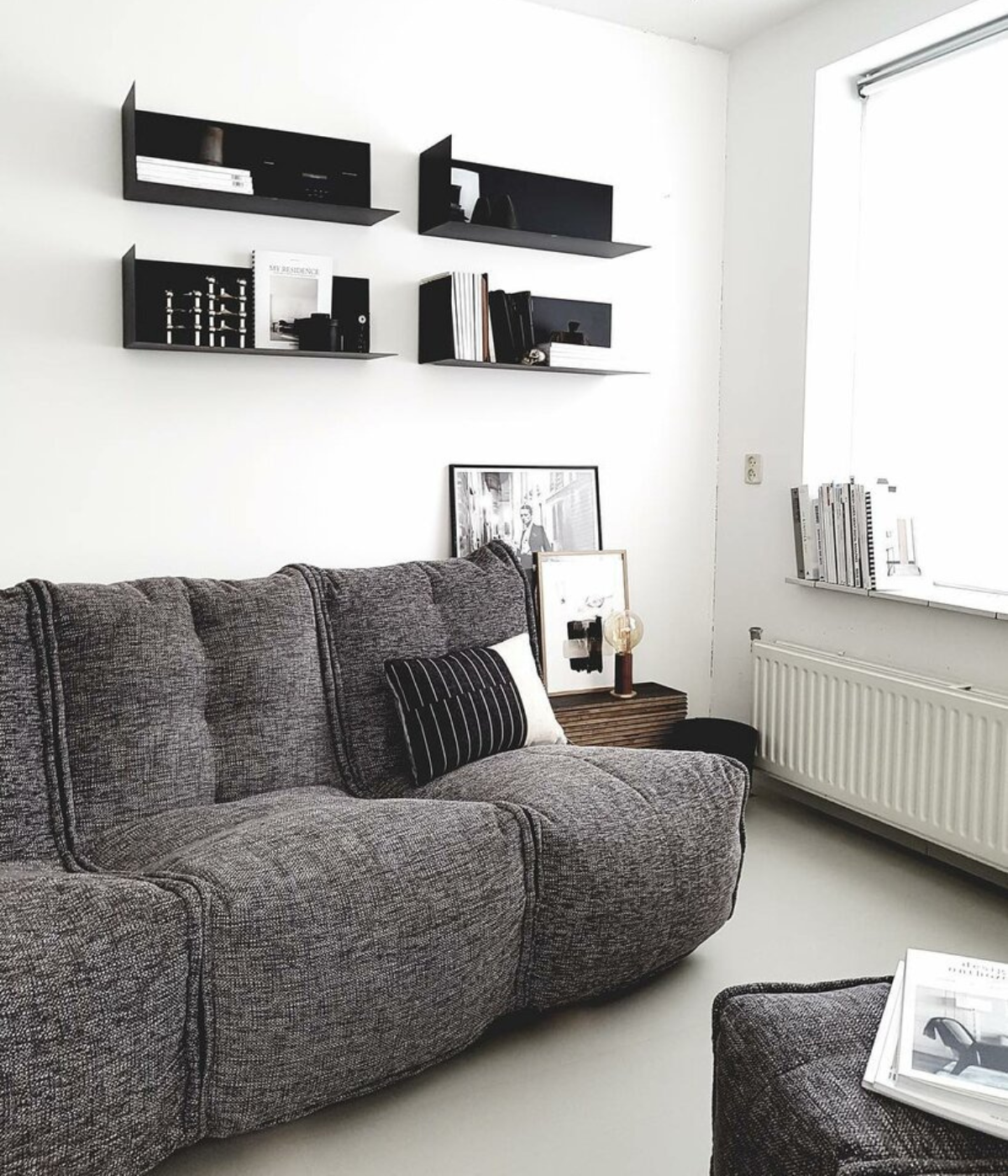 Smart Living Room Experience